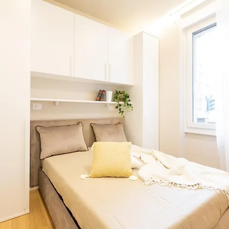 Casa Da Estea * Милан